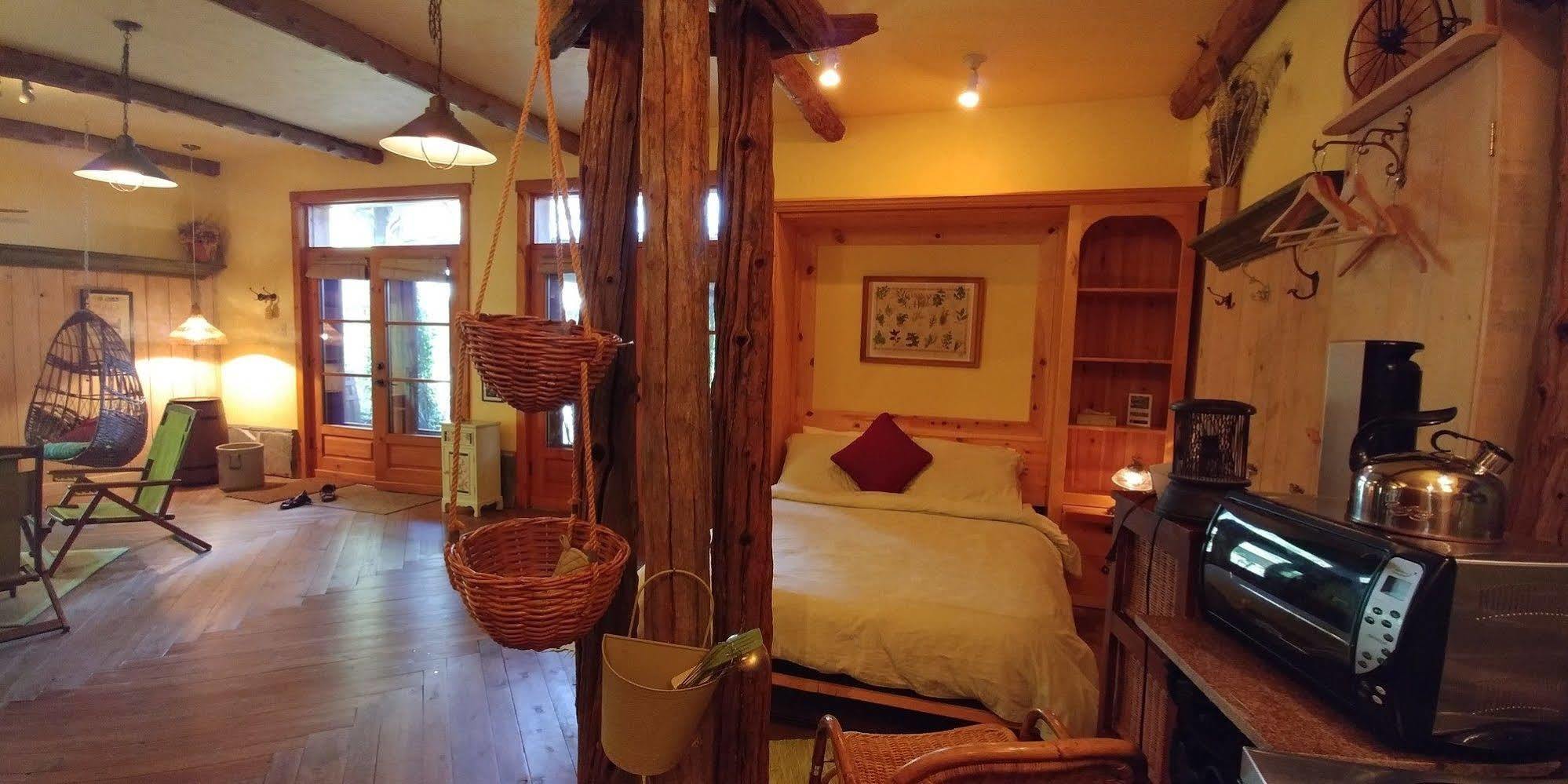 Bed and Breakfast Jardins De L'Achillee Millefeuille La Conception Exteriér fotografie